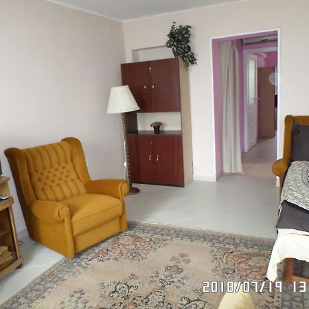 Plazaapartman Apartment
